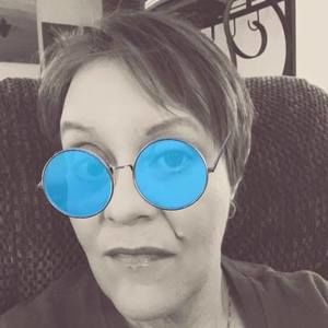 Meet your Posher, Francesca